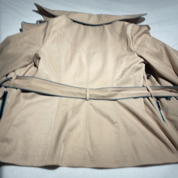 Guess trench coat - Picture 6 of 7